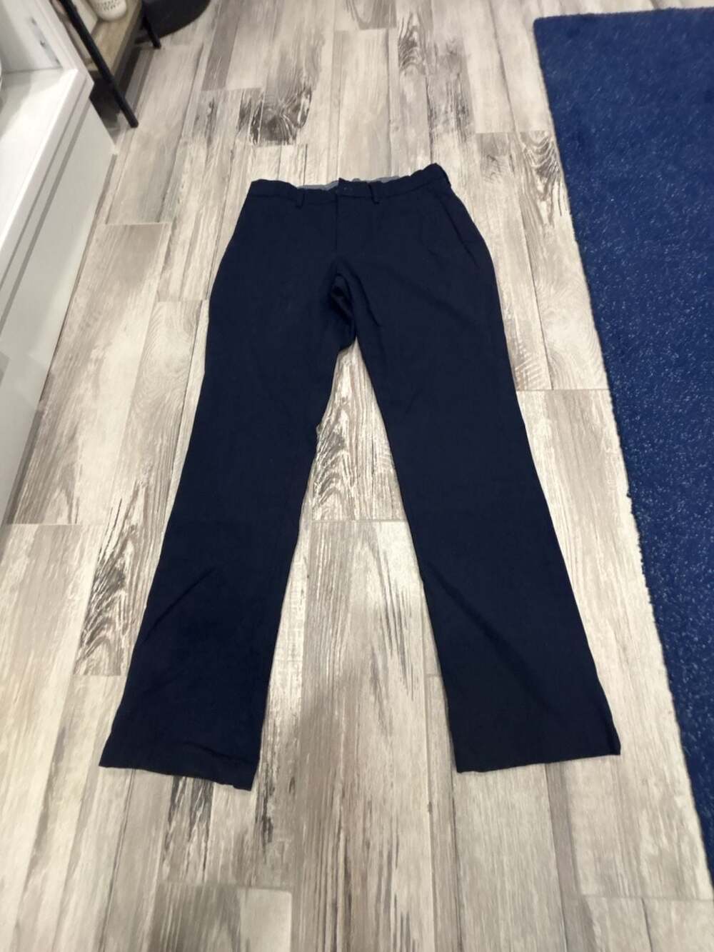 Old Navy Ultimate Straight Built-In Flex Pants in Navy, Size 29x30